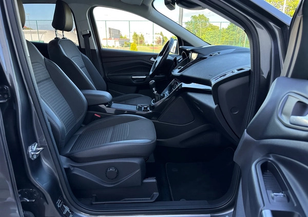 Ford Kuga cena 69999 przebieg: 91000, rok produkcji 2017 z Sośnicowice małe 667
